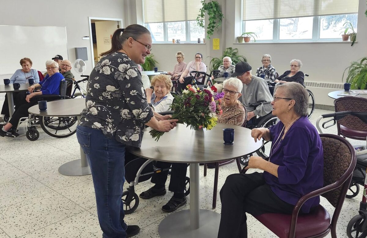 Floral demonstration brings springtime cheer to Chateau St. Michael’s residents
