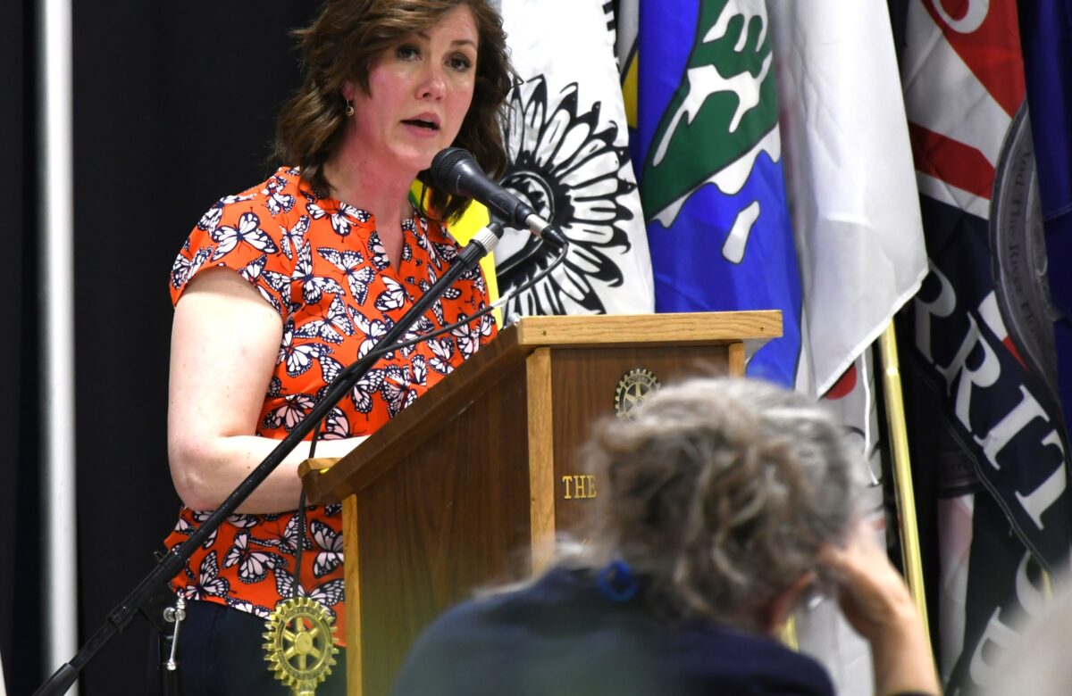Dusti Hennenfent shares her story of hope and wellness at 2024 Rotary Convention