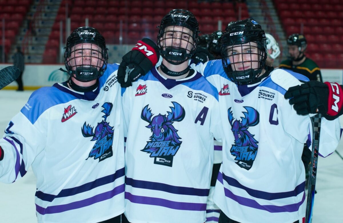WINMAR AAA Warriors raise $9,000 for Cancer Foundation of Saskatchewan