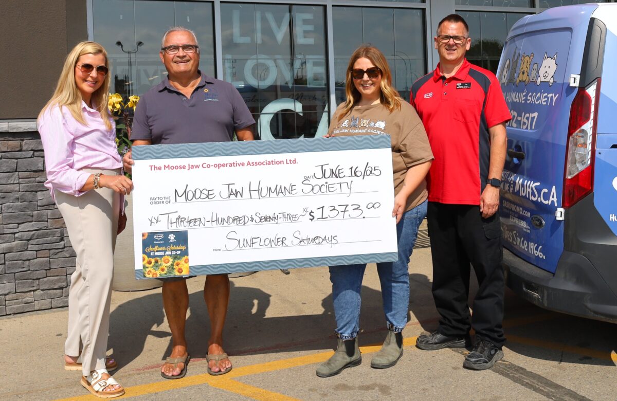 Mintenkos give back through inaugural ‘Sunflower Saturdays’ at Moose Jaw Co-op