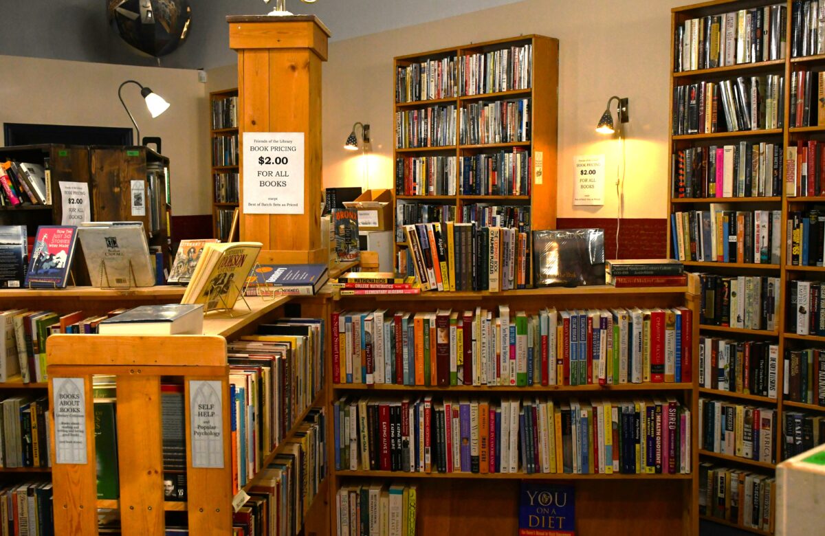 Friends of the Library sale marks bittersweet chapter for Moose Jaw’s last bookstore